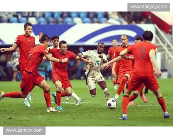 国足再度冲击世界杯之路挑战艰巨,未来展望与历史反思相结合 国足再度冲击世界杯之路挑战艰巨,未来展望与历史反思相结合